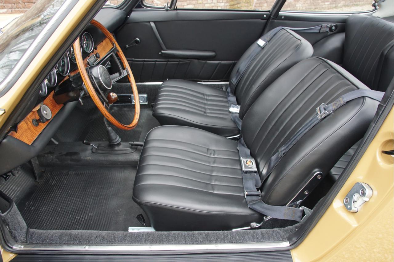 1965 Porsche 911 Urmodell 2.0 SWB &ldquo;Passionate restoration&rdquo;