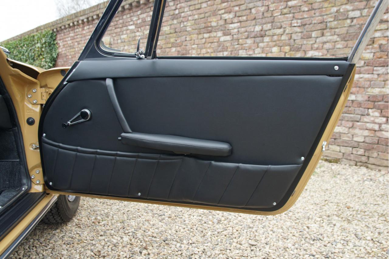 1965 Porsche 911 Urmodell 2.0 SWB &ldquo;Passionate restoration&rdquo;