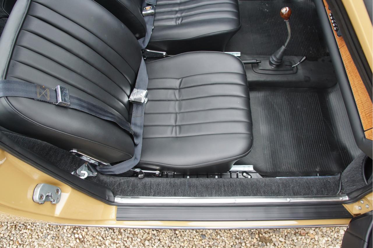 1965 Porsche 911 Urmodell 2.0 SWB &ldquo;Passionate restoration&rdquo;