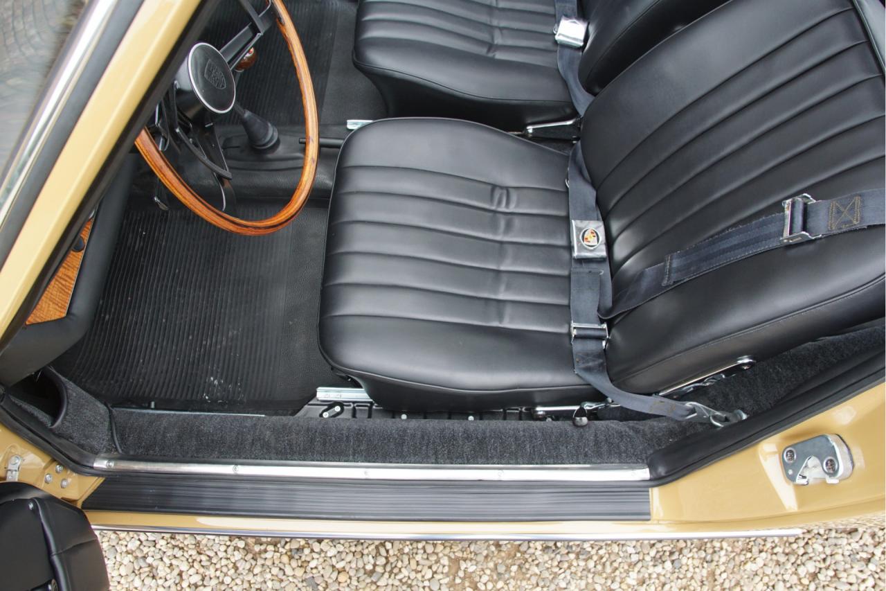 1965 Porsche 911 Urmodell 2.0 SWB &ldquo;Passionate restoration&rdquo;