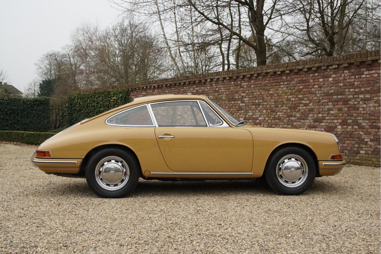 1965 Porsche 911 Urmodell 2.0 SWB &ldquo;Passionate restoration&rdquo;