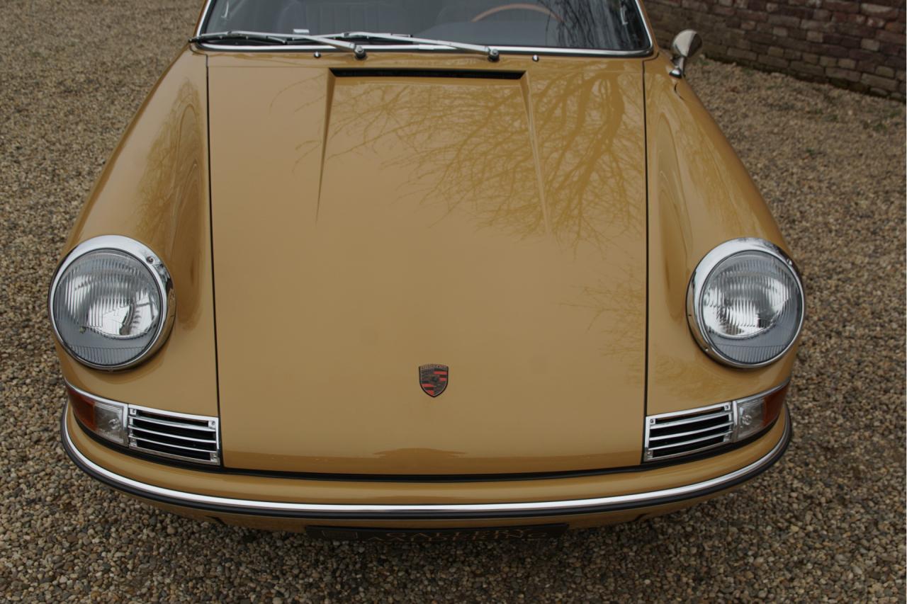 1965 Porsche 911 Urmodell 2.0 SWB &ldquo;Passionate restoration&rdquo;
