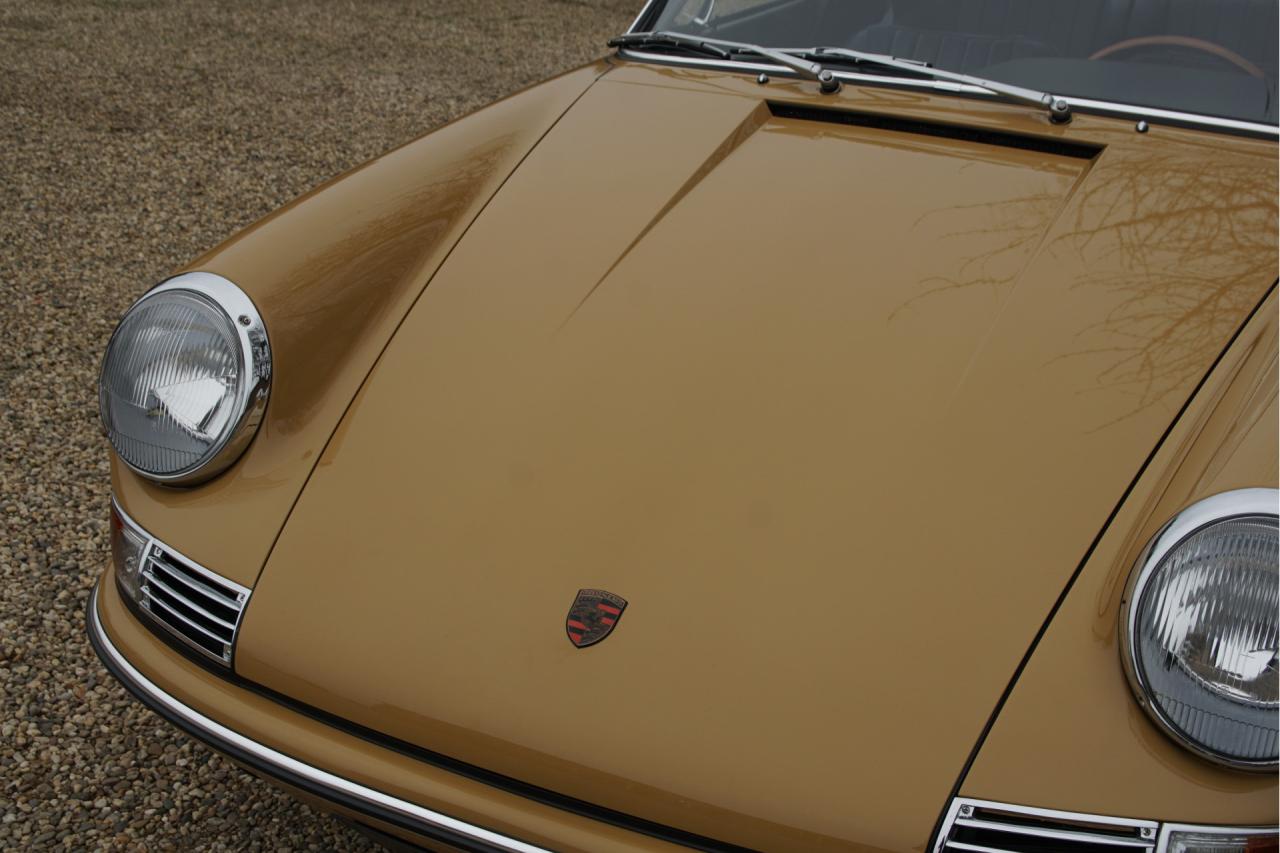 1965 Porsche 911 Urmodell 2.0 SWB &ldquo;Passionate restoration&rdquo;