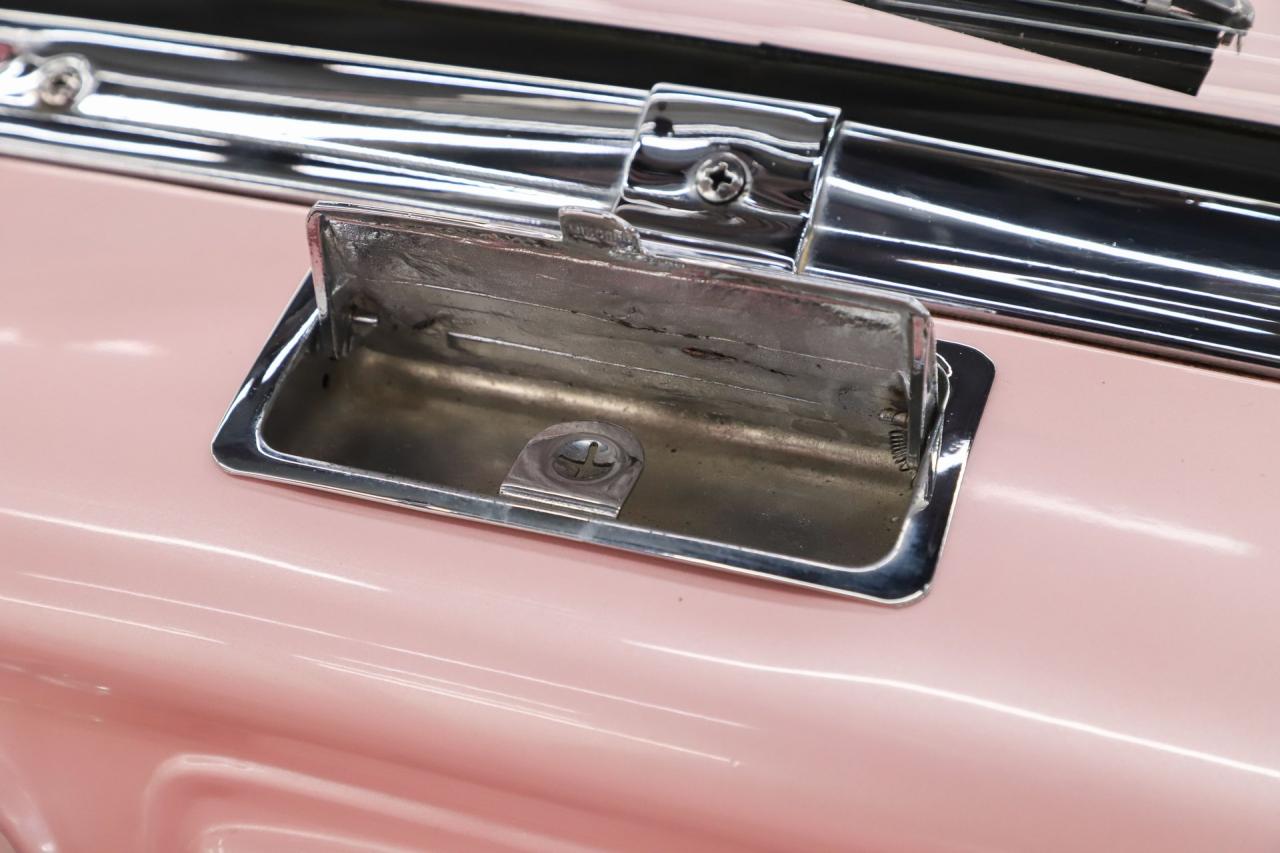 1960 Nash Metropolitan Fifth Avenue