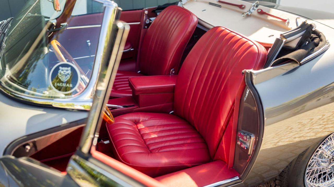 1965 Jaguar E-Type Series 1 4.2 Roadster