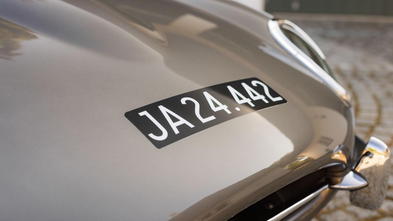 1965 Jaguar E-Type Series 1 4.2 Roadster