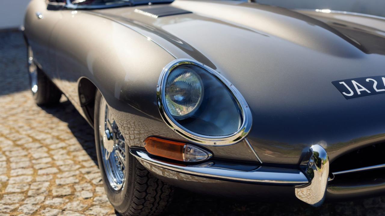 1965 Jaguar E-Type Series 1 4.2 Roadster