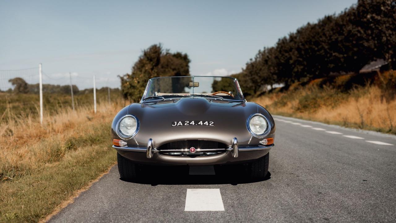 1965 Jaguar E-Type Series 1 4.2 Roadster