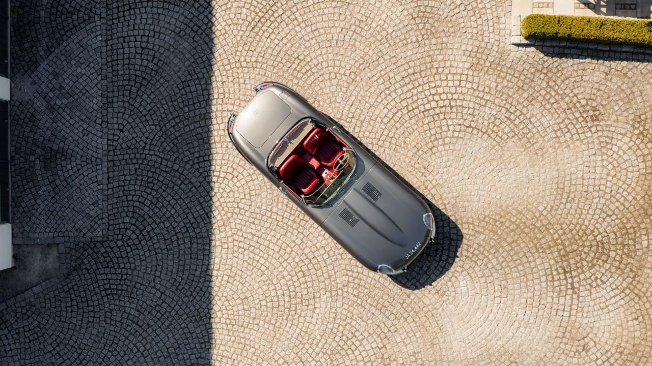 1965 Jaguar E-Type Series 1 4.2 Roadster