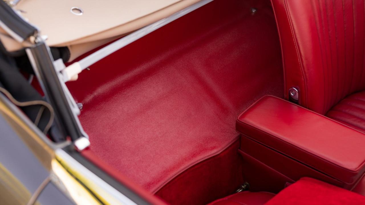 1965 Jaguar E-Type Series 1 4.2 Roadster