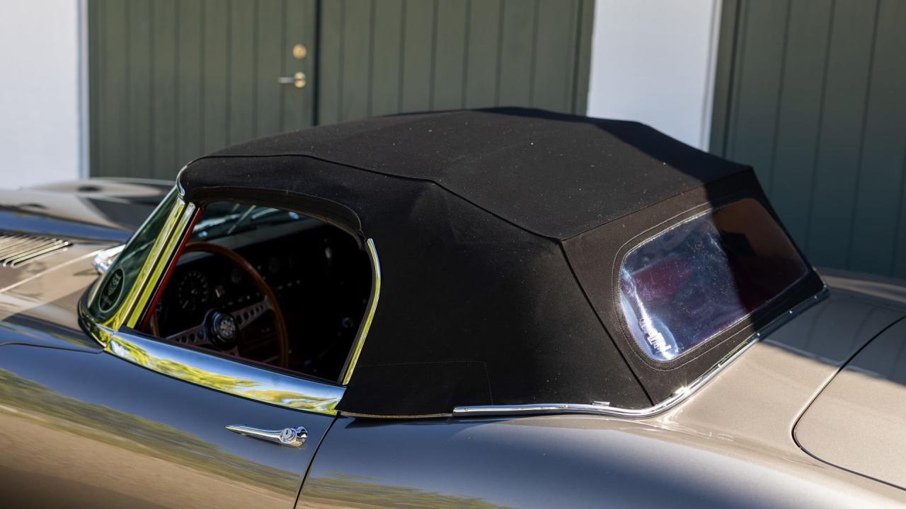 1965 Jaguar E-Type Series 1 4.2 Roadster
