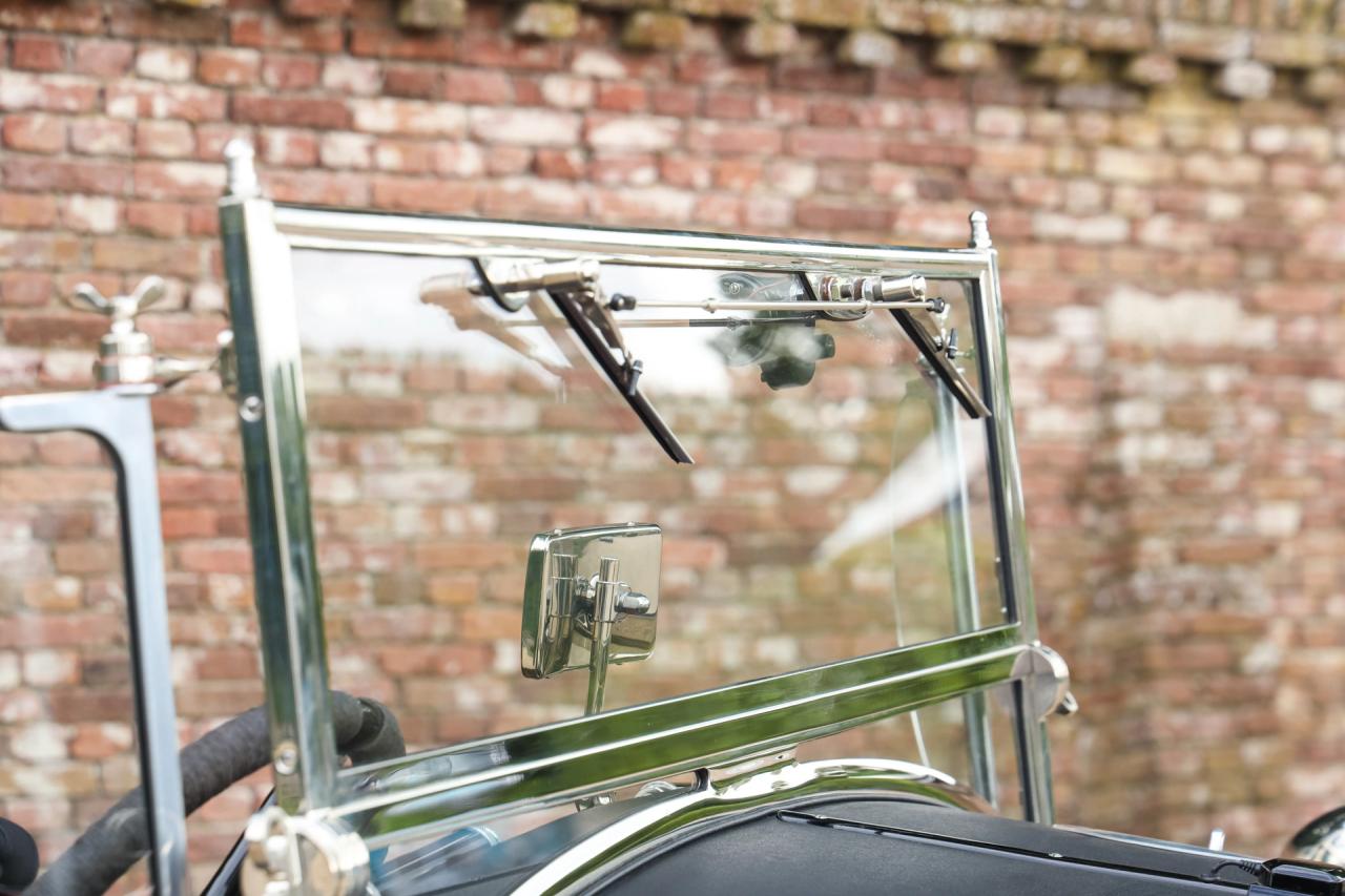 1948 Bentley Speed 8 &ldquo;Peking to Paris spec&rdquo; by Racing Green