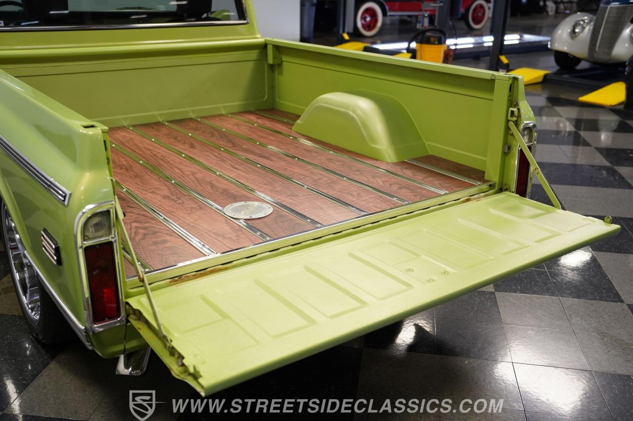 1970 Chevrolet C10 402
