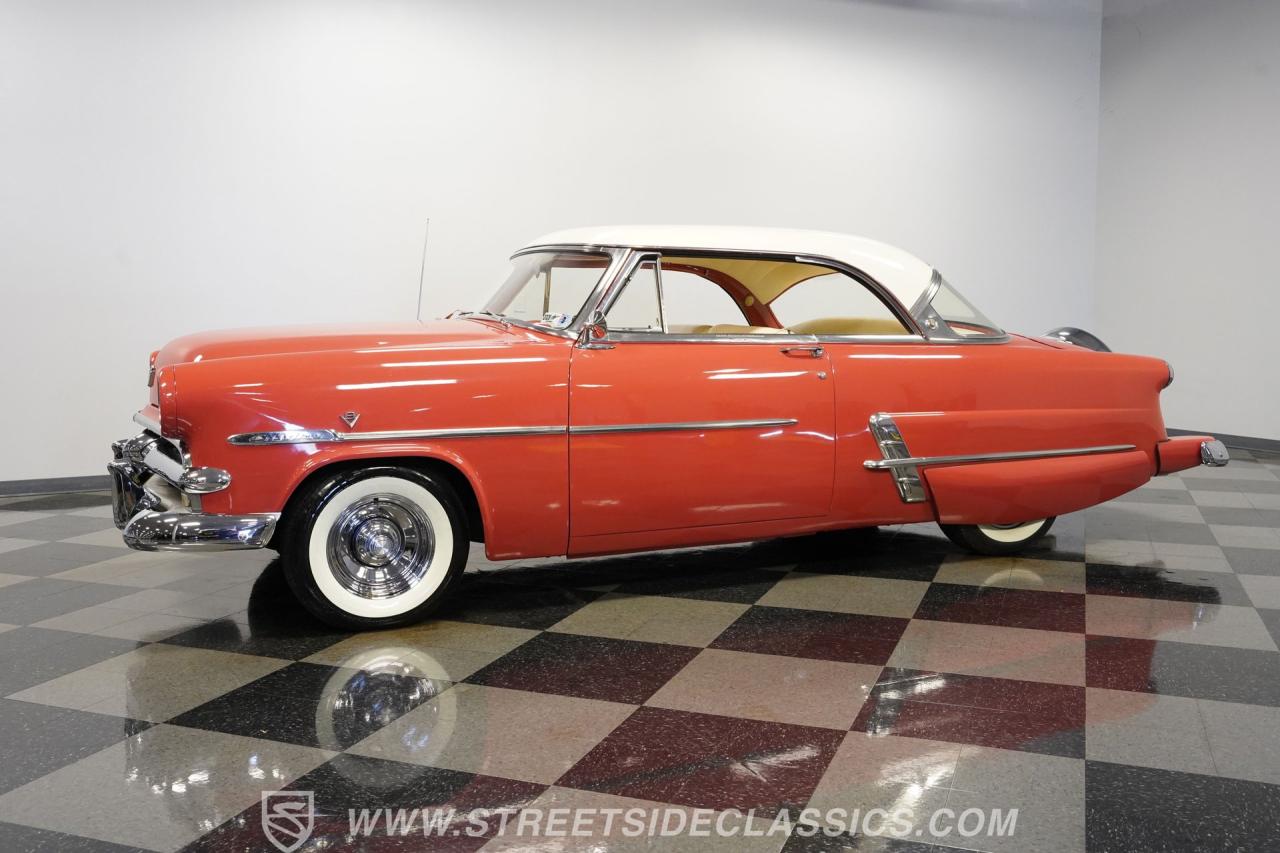 1953 Ford Crestline Victoria