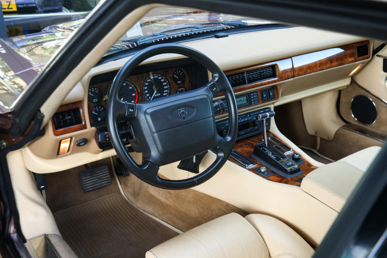1994 Jaguar XJS 4.0 Coupe &ldquo;Rose Bronze - 116.000 kms&rdquo;