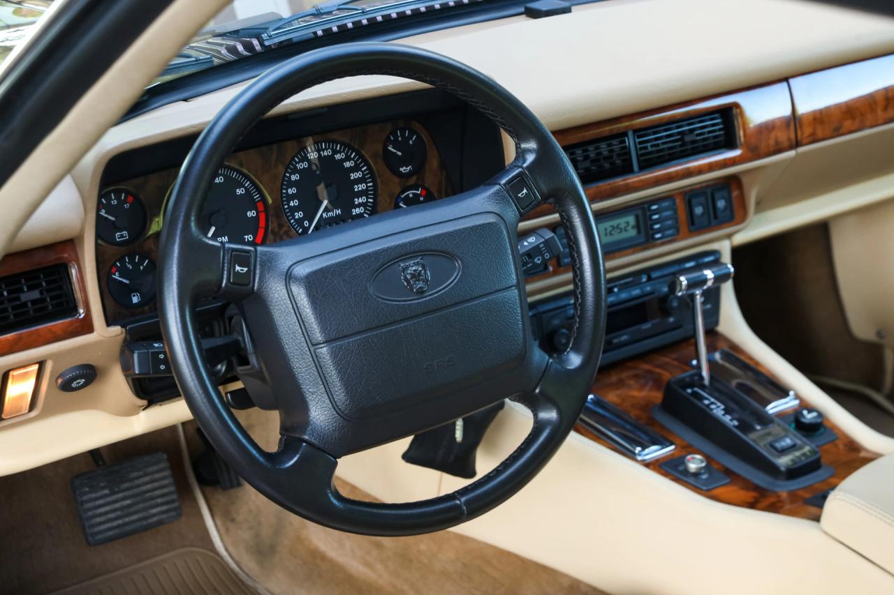 1994 Jaguar XJS 4.0 Coupe &ldquo;Rose Bronze - 116.000 kms&rdquo;