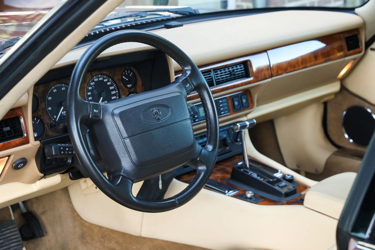 1994 Jaguar XJS 4.0 Coupe &ldquo;Rose Bronze - 116.000 kms&rdquo;