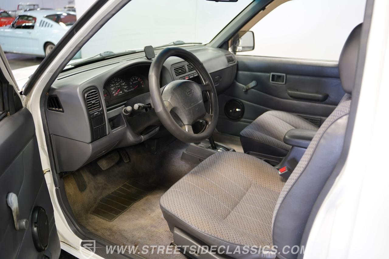 1996 Nissan Hardbody SE Extended Cab