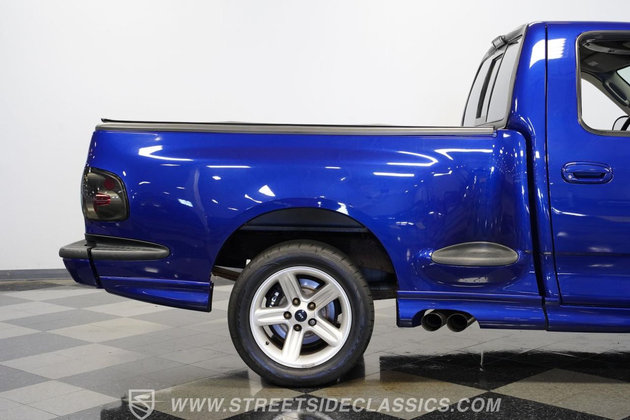 2003 Ford F-150 Lightning SVT