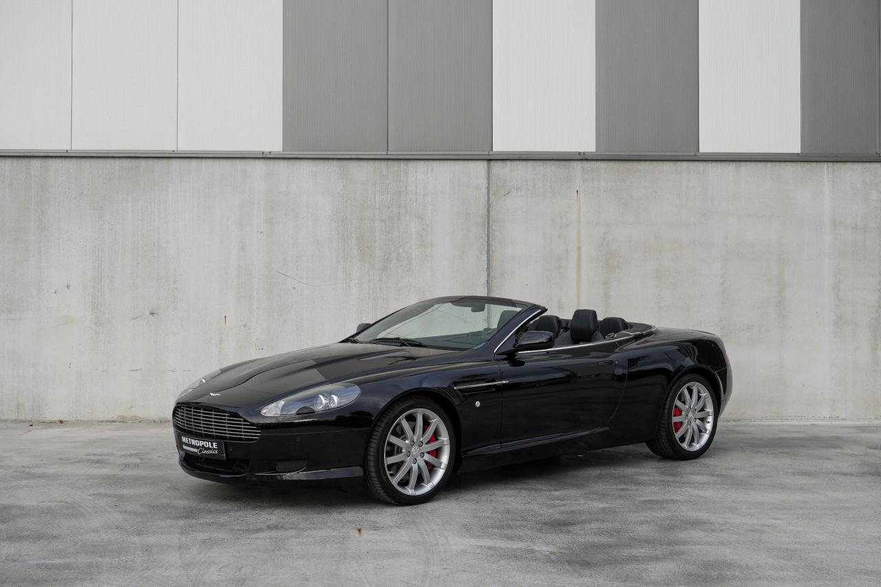 2011 Aston Martin DB9 Volante