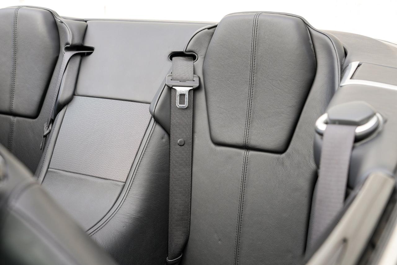 2011 Aston Martin DB9 Volante