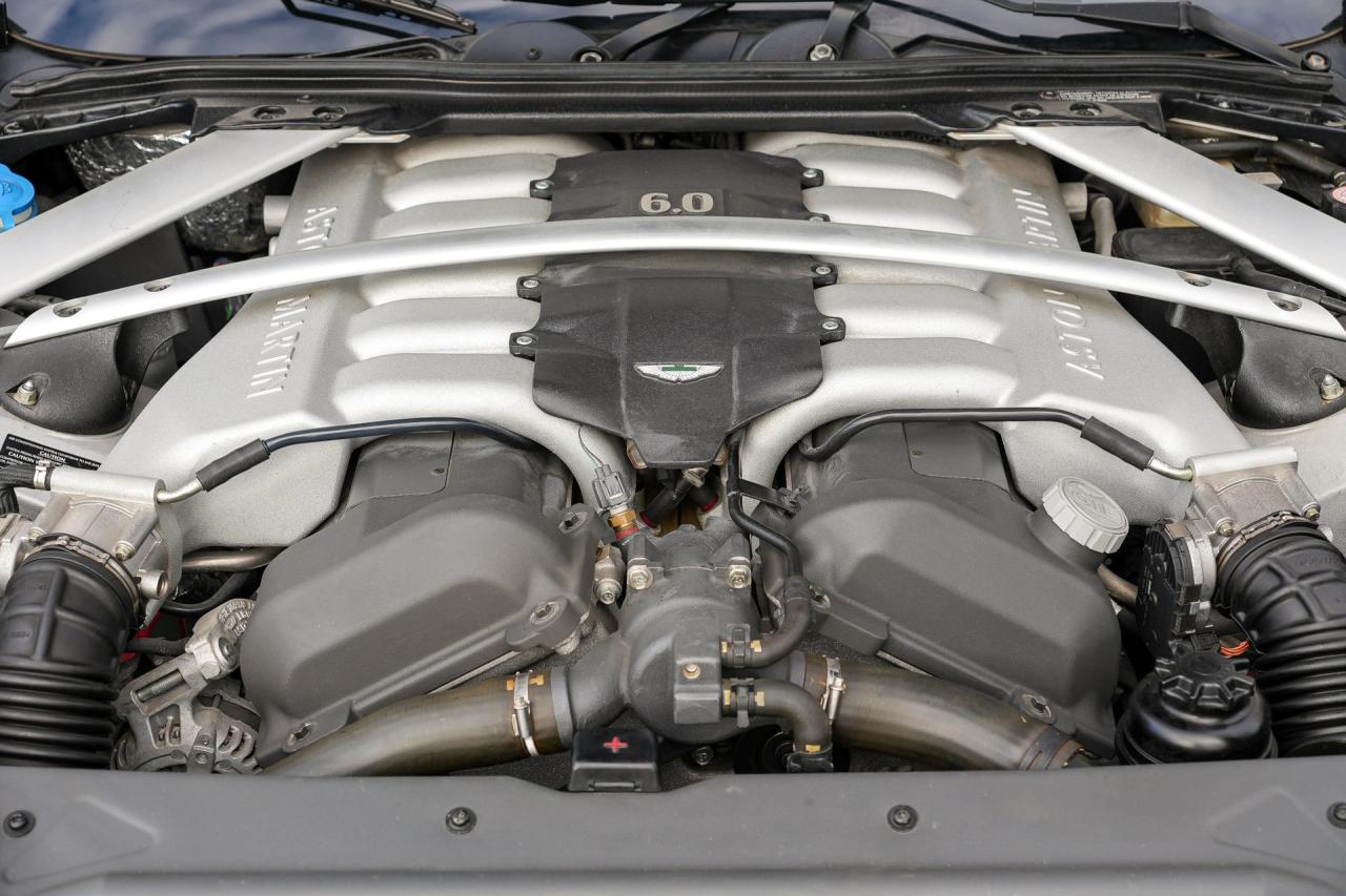 2011 Aston Martin DB9 Volante