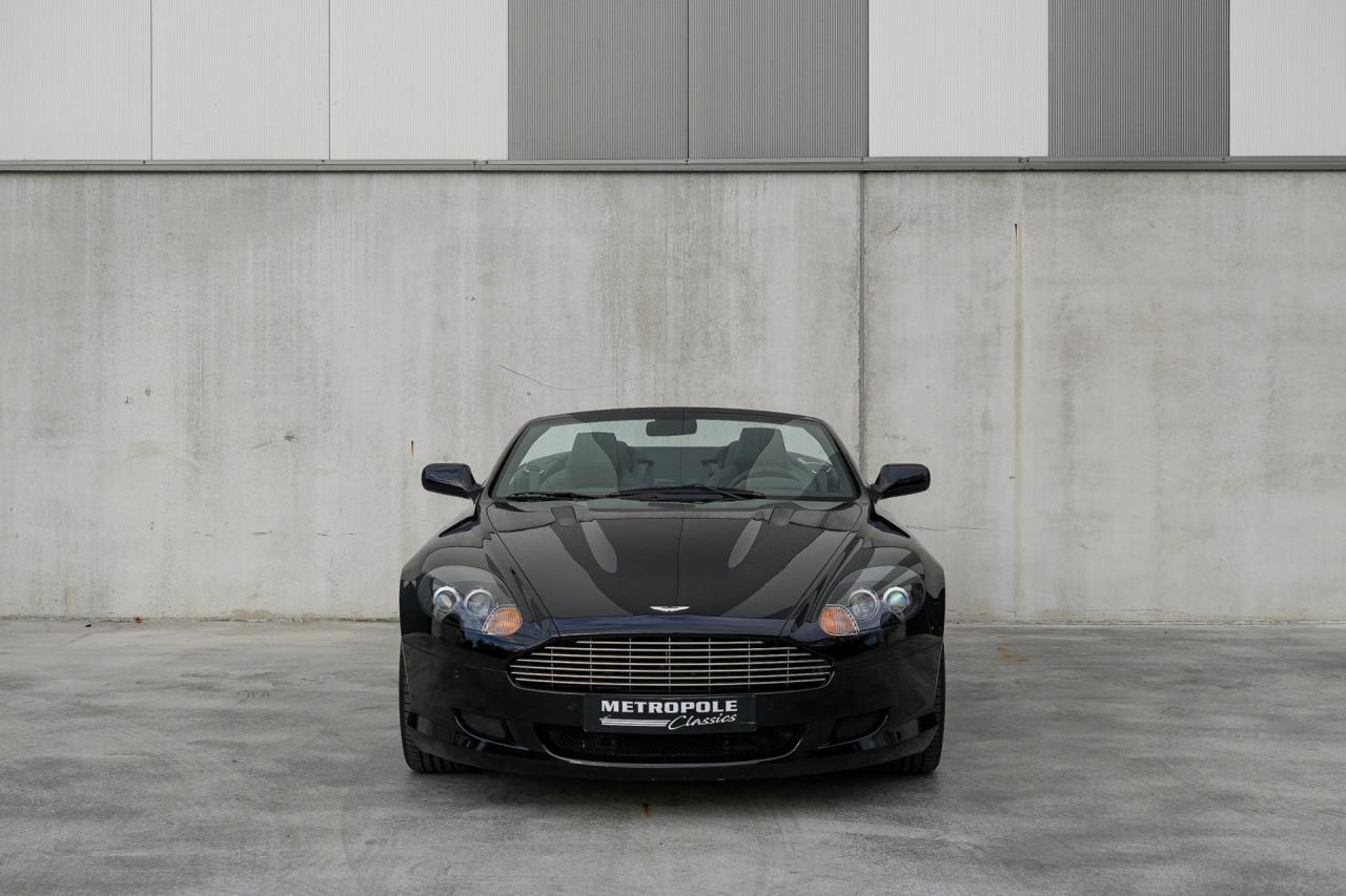 2011 Aston Martin DB9 Volante