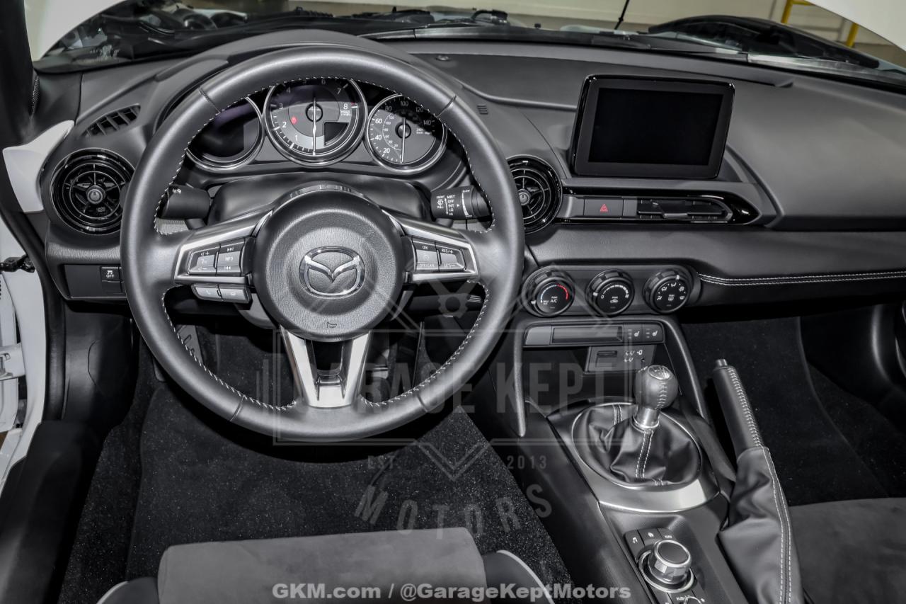 2022 Mazda MX-5 Miata