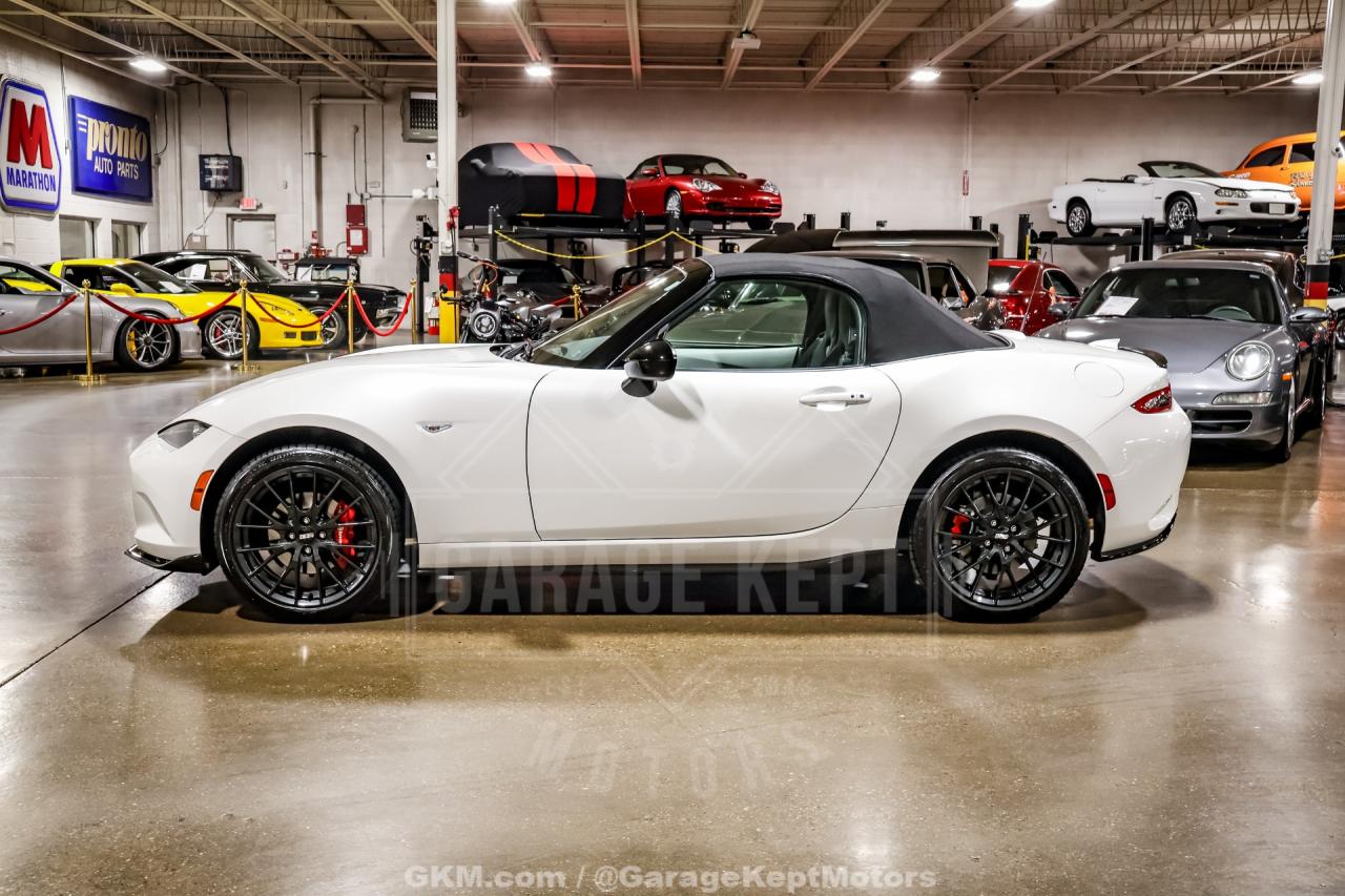 2022 Mazda MX-5 Miata