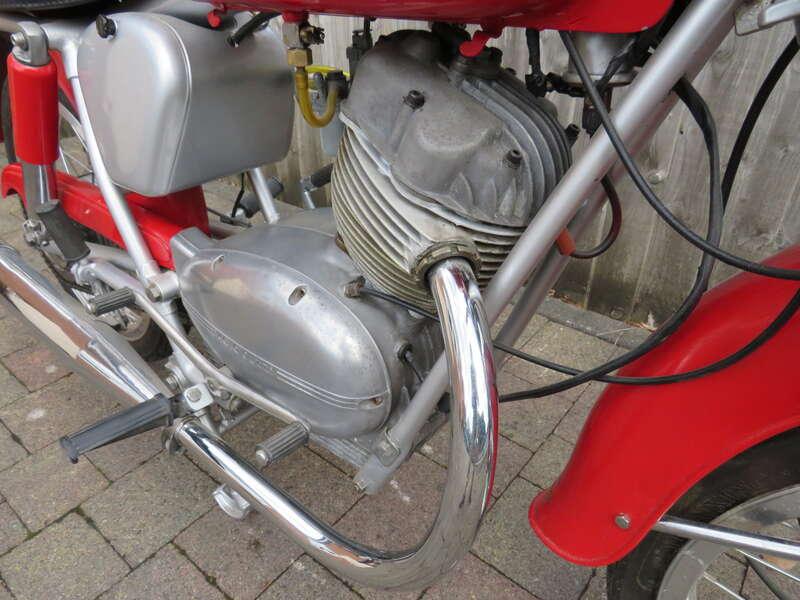 1962 Moto Guzzi 125 STORNELLO