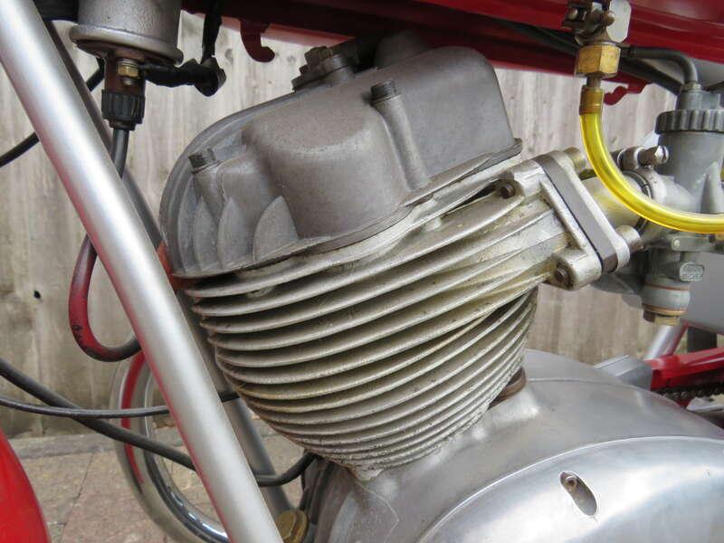 1962 Moto Guzzi 125 STORNELLO