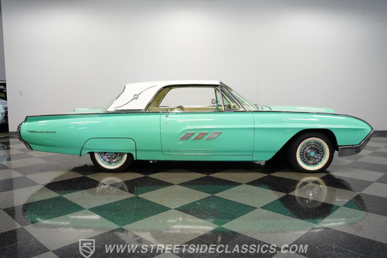1963 Ford Thunderbird Landau
