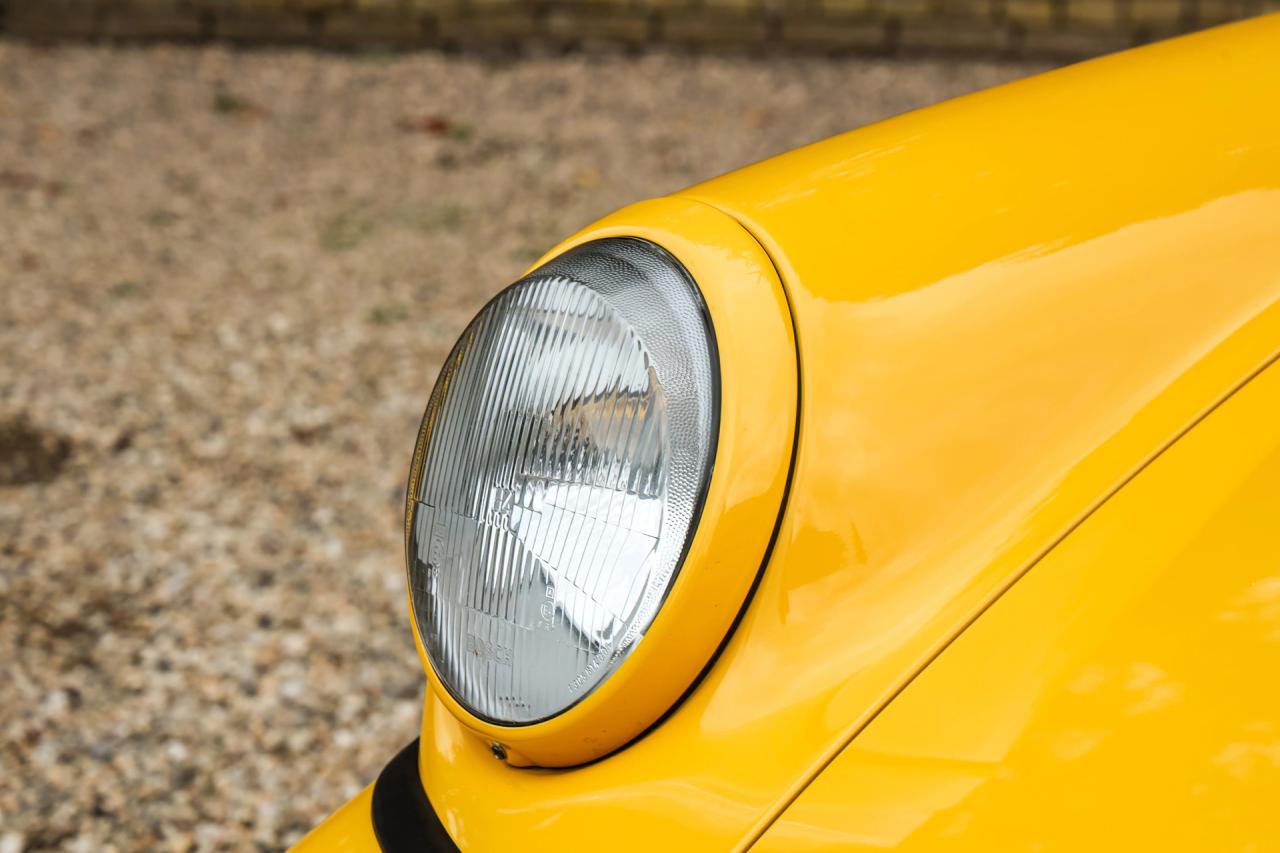 1993 Porsche 964 Speedster Small Body &ldquo;49.000 kms - Speedgelb&rdquo;