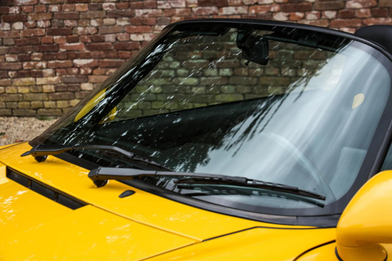 1993 Porsche 964 Speedster Small Body &ldquo;49.000 kms - Speedgelb&rdquo;