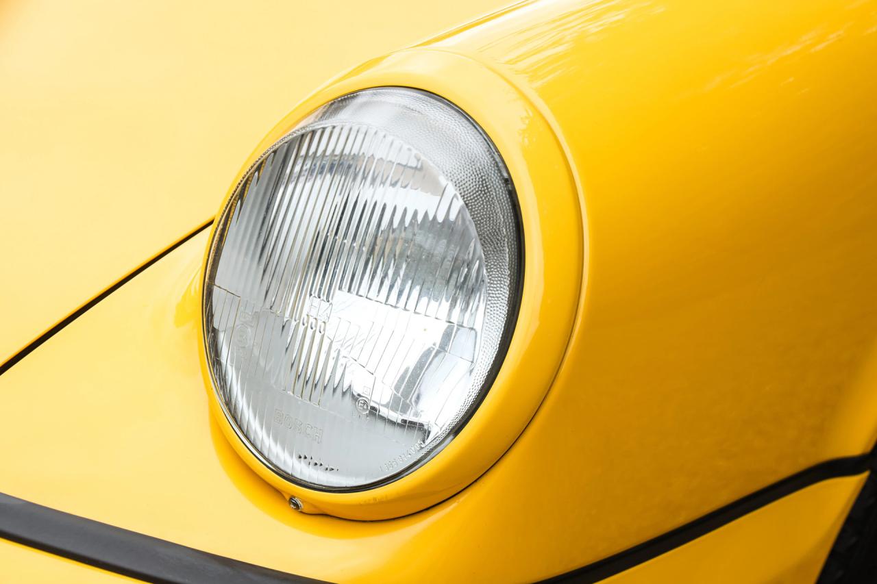 1993 Porsche 964 Speedster Small Body &ldquo;49.000 kms - Speedgelb&rdquo;