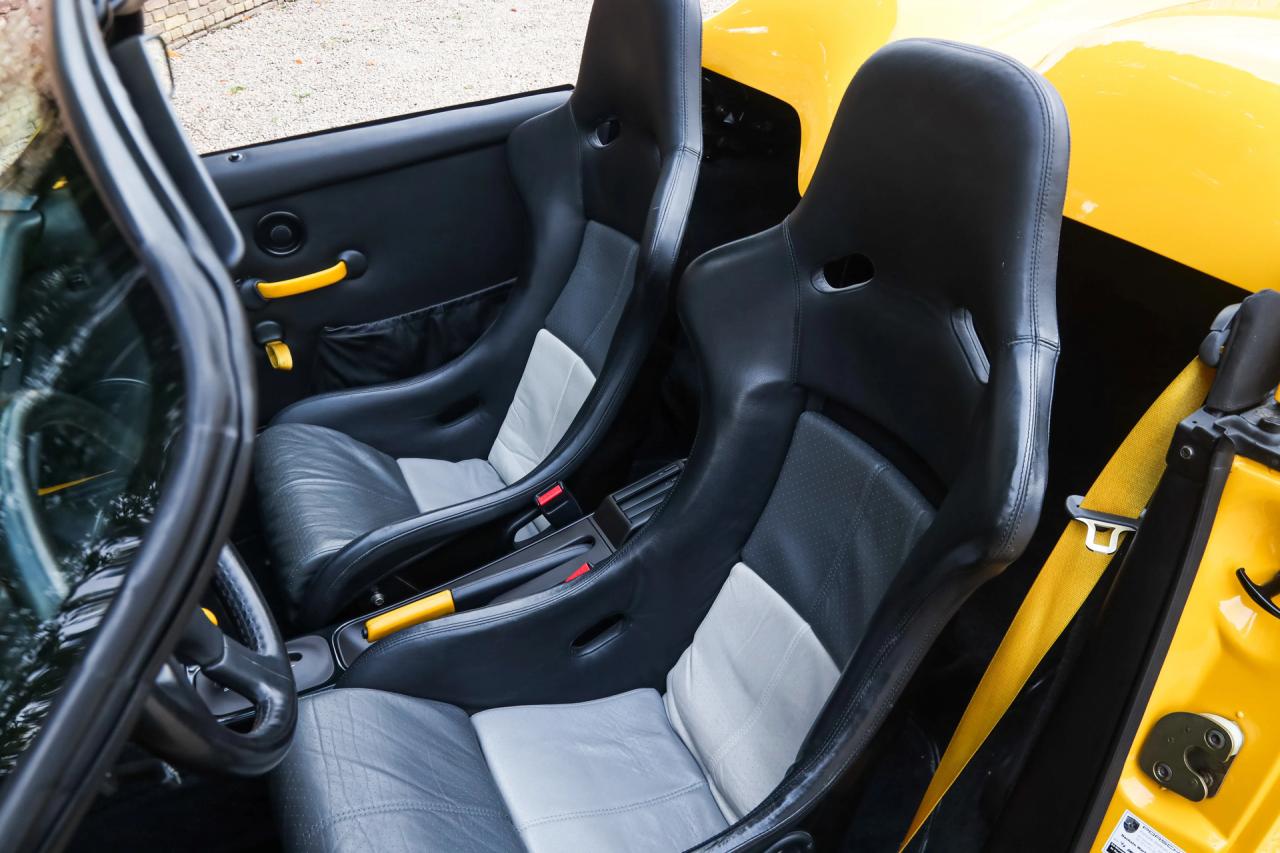 1993 Porsche 964 Speedster Small Body &ldquo;49.000 kms - Speedgelb&rdquo;
