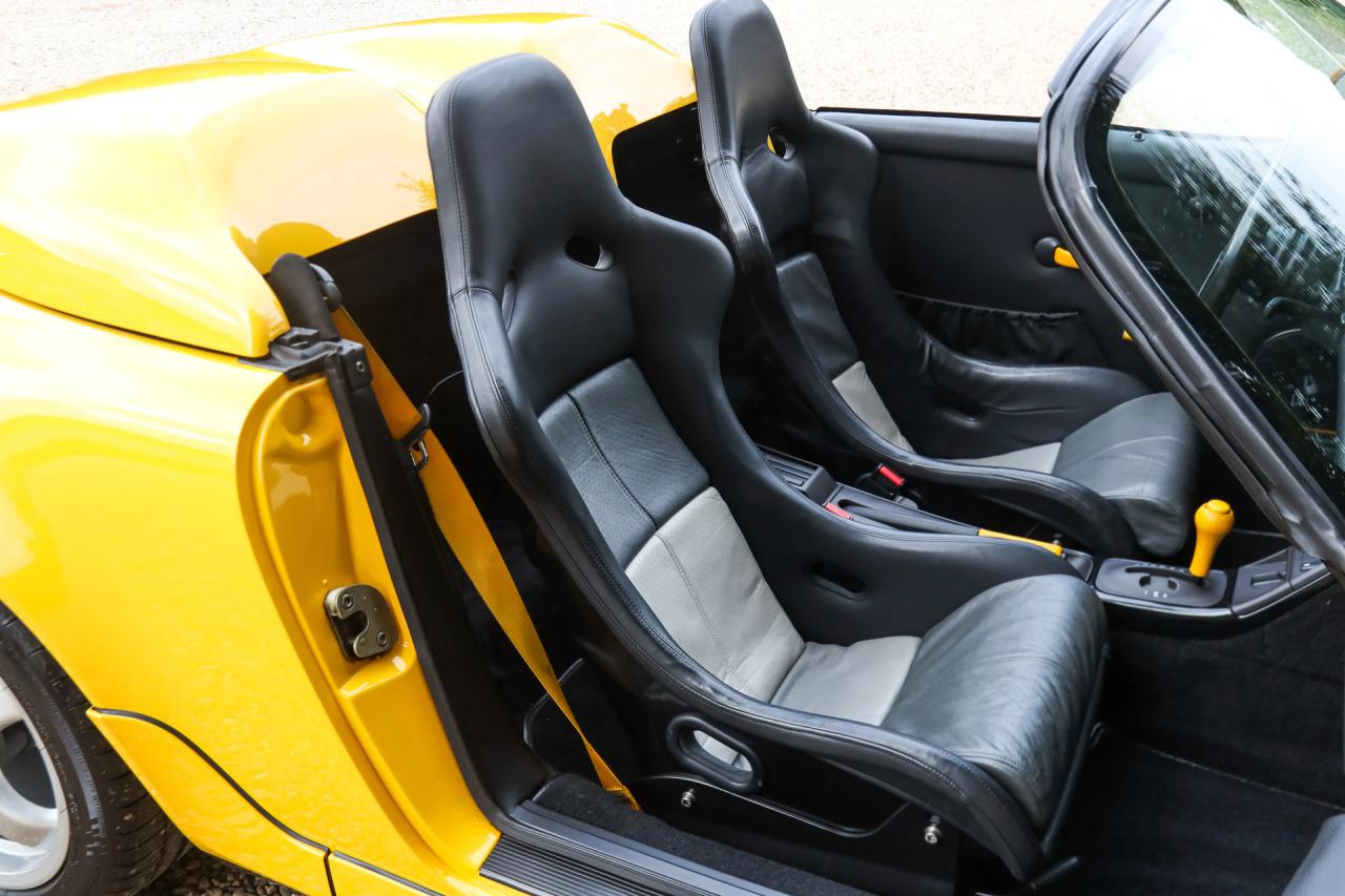 1993 Porsche 964 Speedster Small Body &ldquo;49.000 kms - Speedgelb&rdquo;