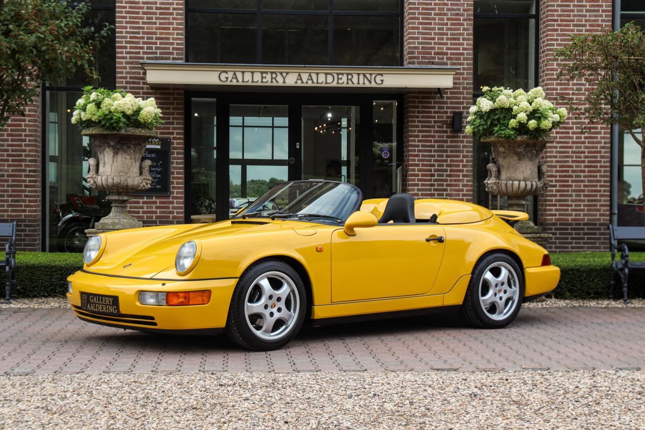 1993 Porsche 964 Speedster Small Body &ldquo;49.000 kms - Speedgelb&rdquo;