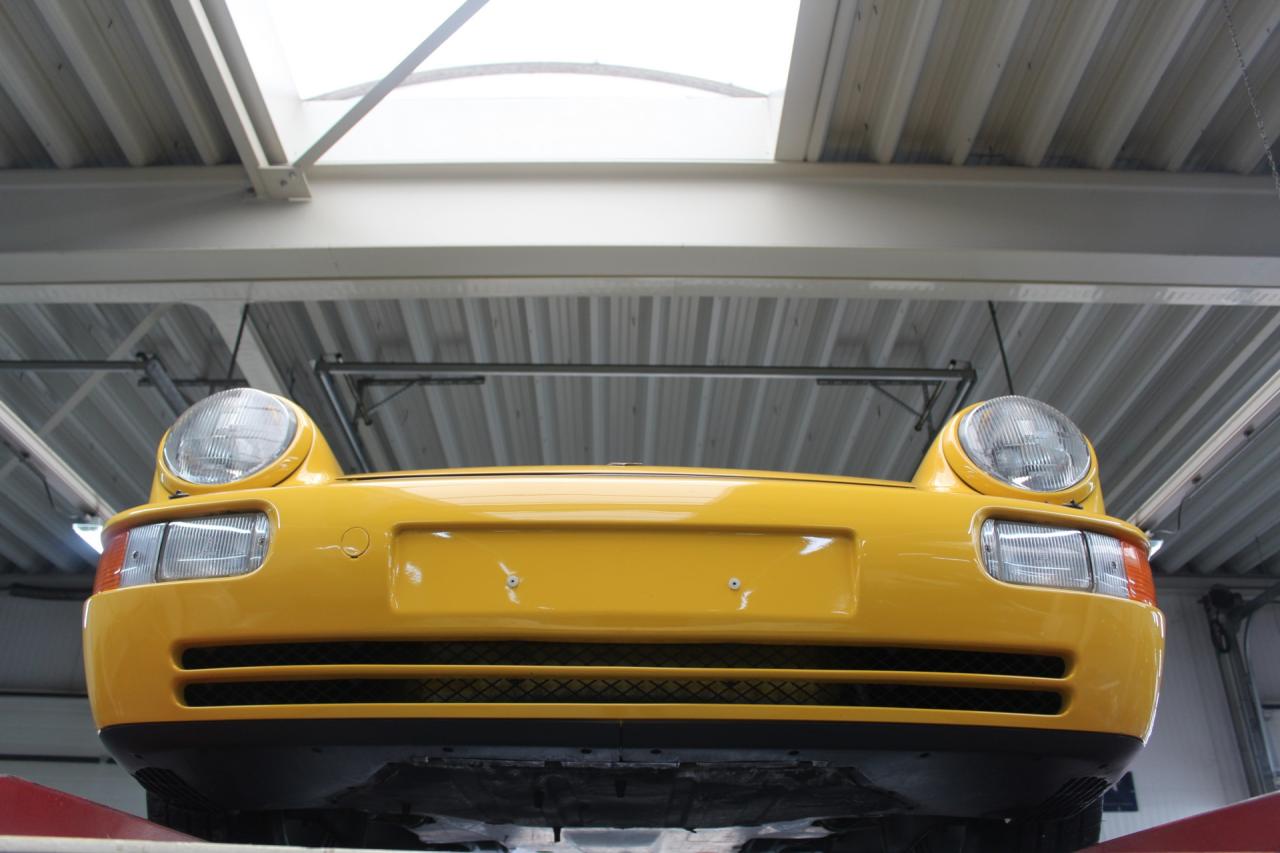 1993 Porsche 964 Speedster Small Body &ldquo;49.000 kms - Speedgelb&rdquo;
