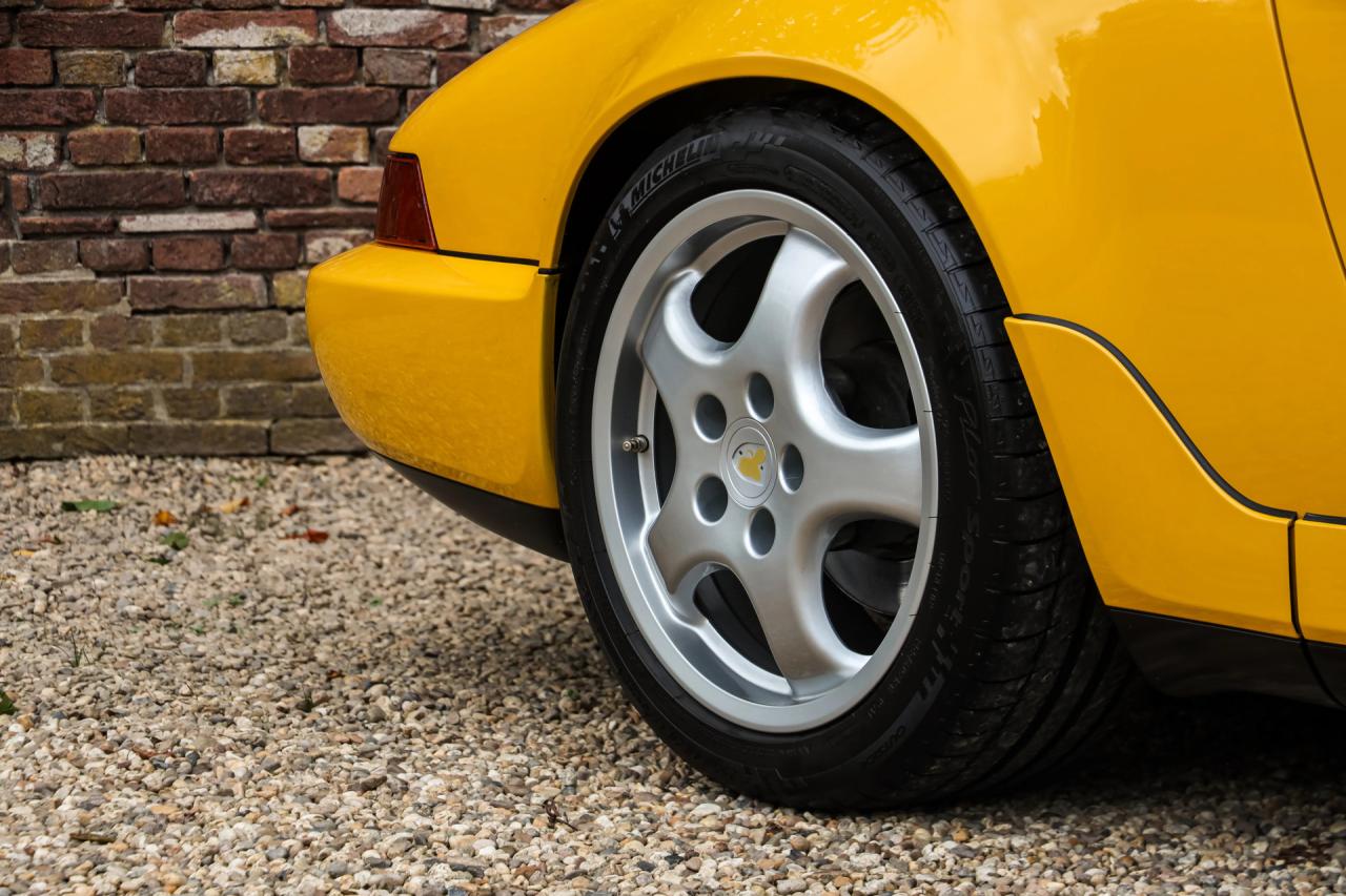 1993 Porsche 964 Speedster Small Body &ldquo;49.000 kms - Speedgelb&rdquo;