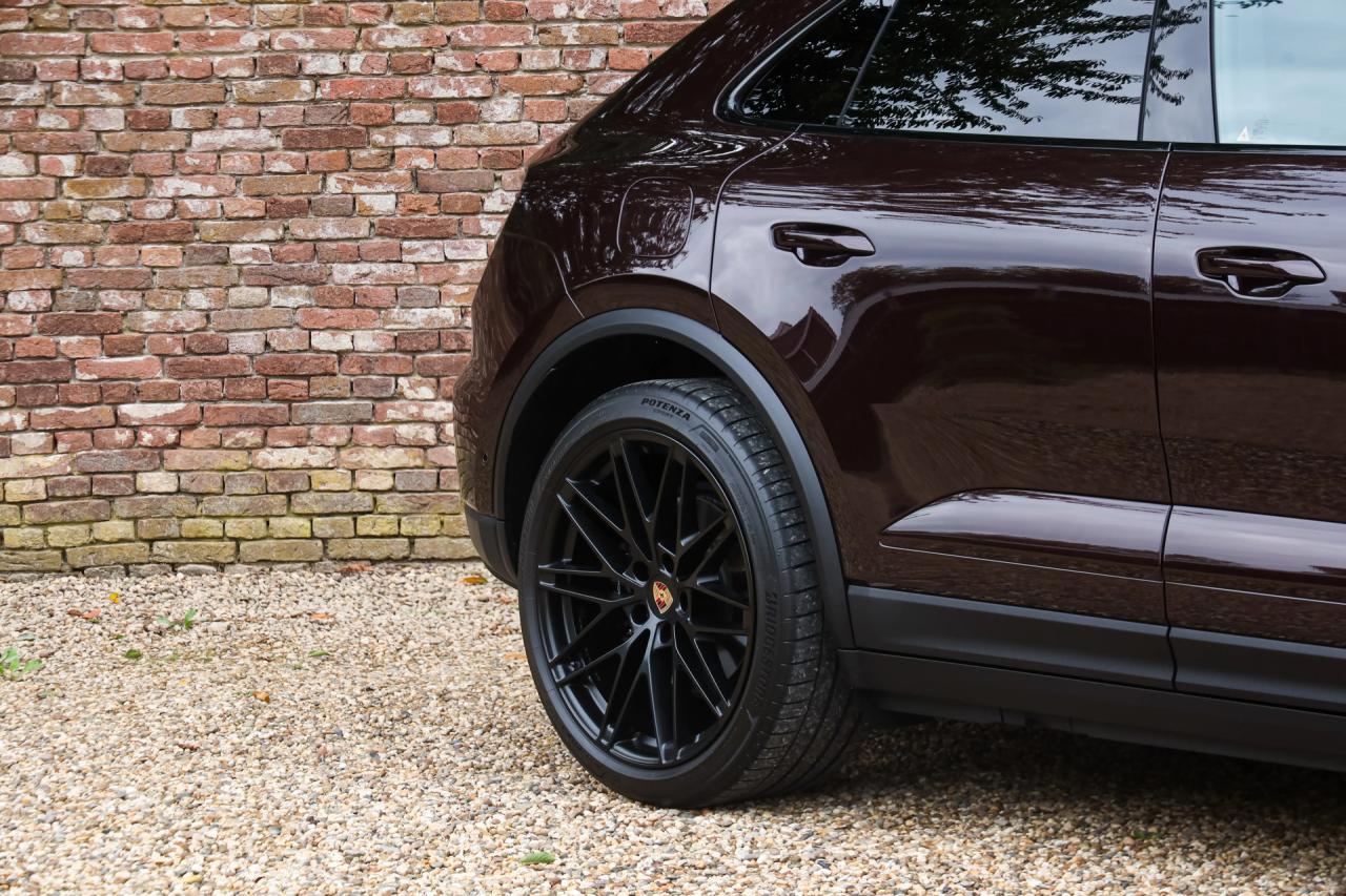 2025 Porsche Macan 4S &ldquo;Copper Ruby Metallic&rdquo; PRICE INCL. VAT