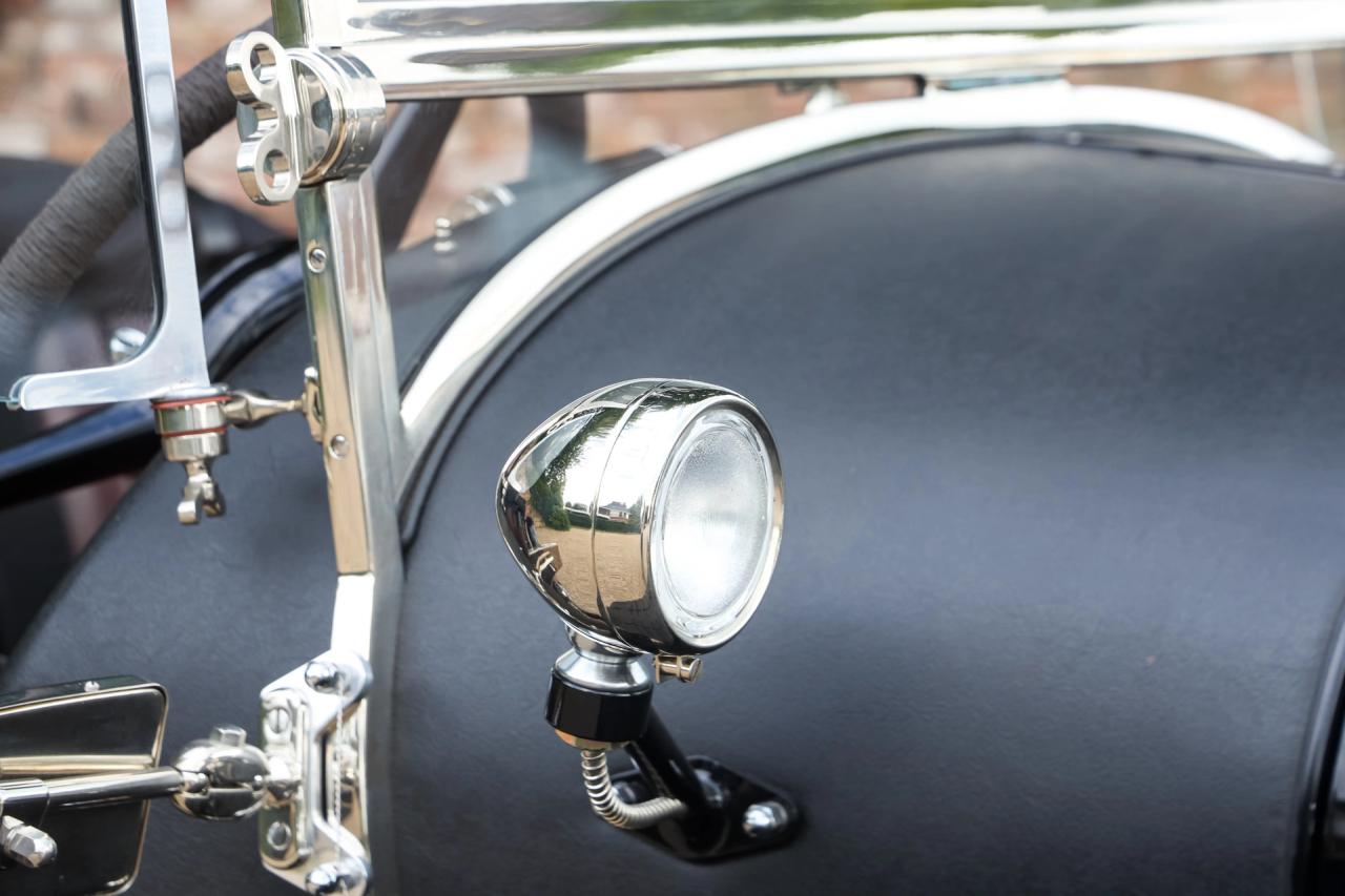 1948 Bentley Speed 8 &ldquo;Peking to Paris spec&rdquo; by Racing Green FULL OPTIONS