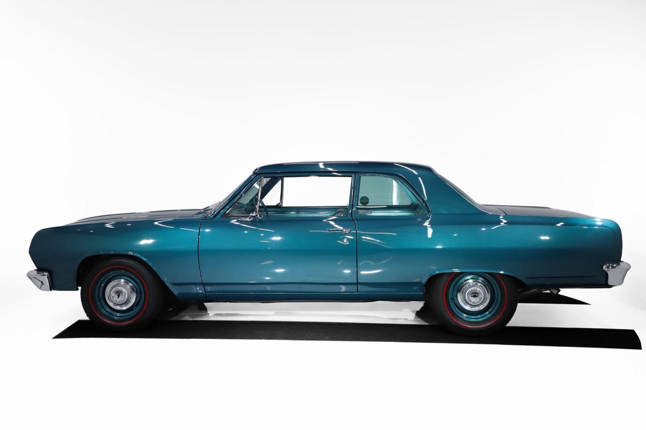 1965 Chevrolet Chevelle 300 Deluxe