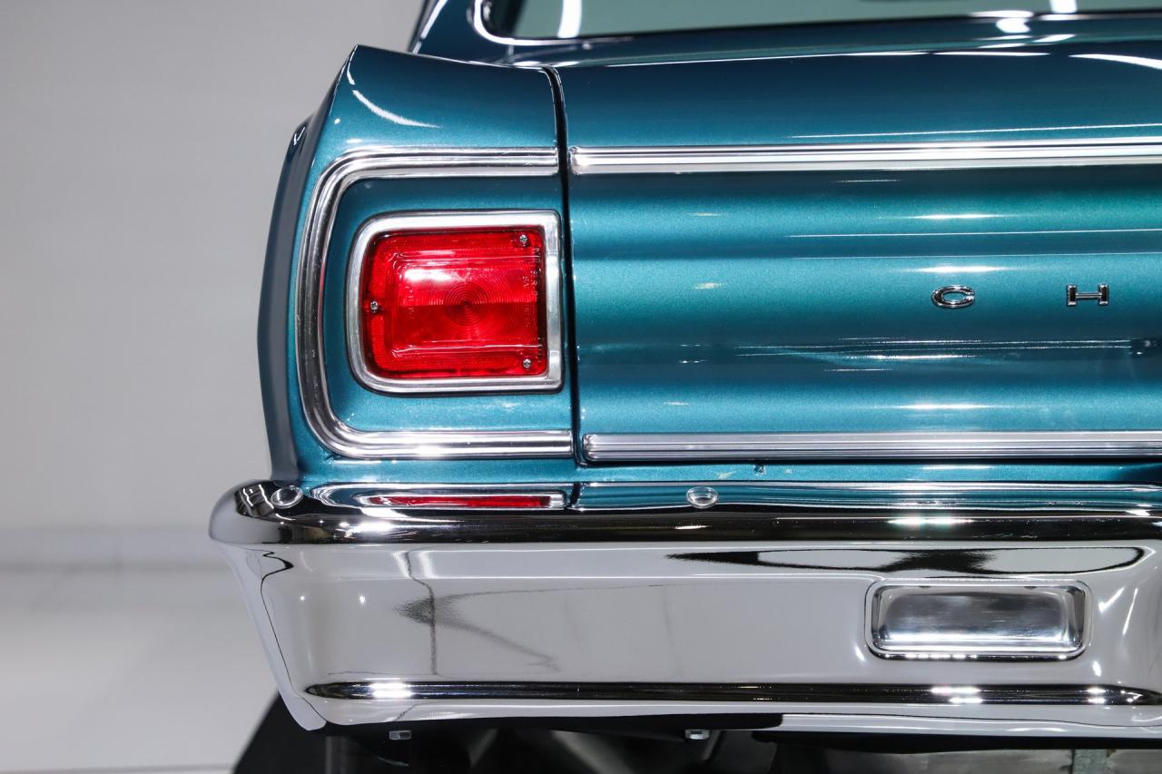1965 Chevrolet Chevelle 300 Deluxe