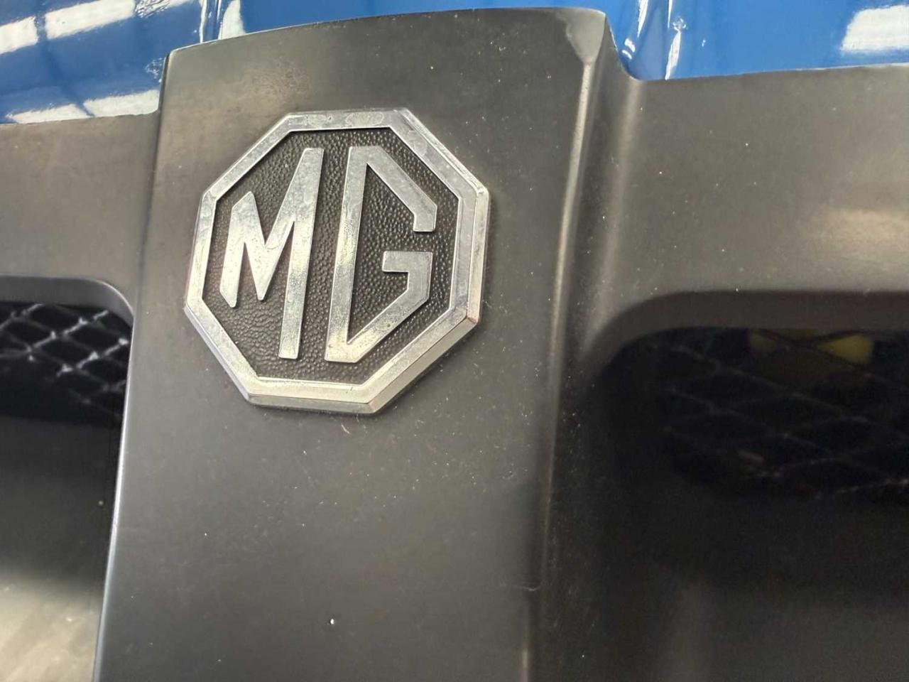 1977 MG B Roadster