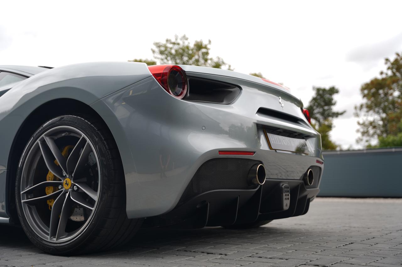 2017 Ferrari 488