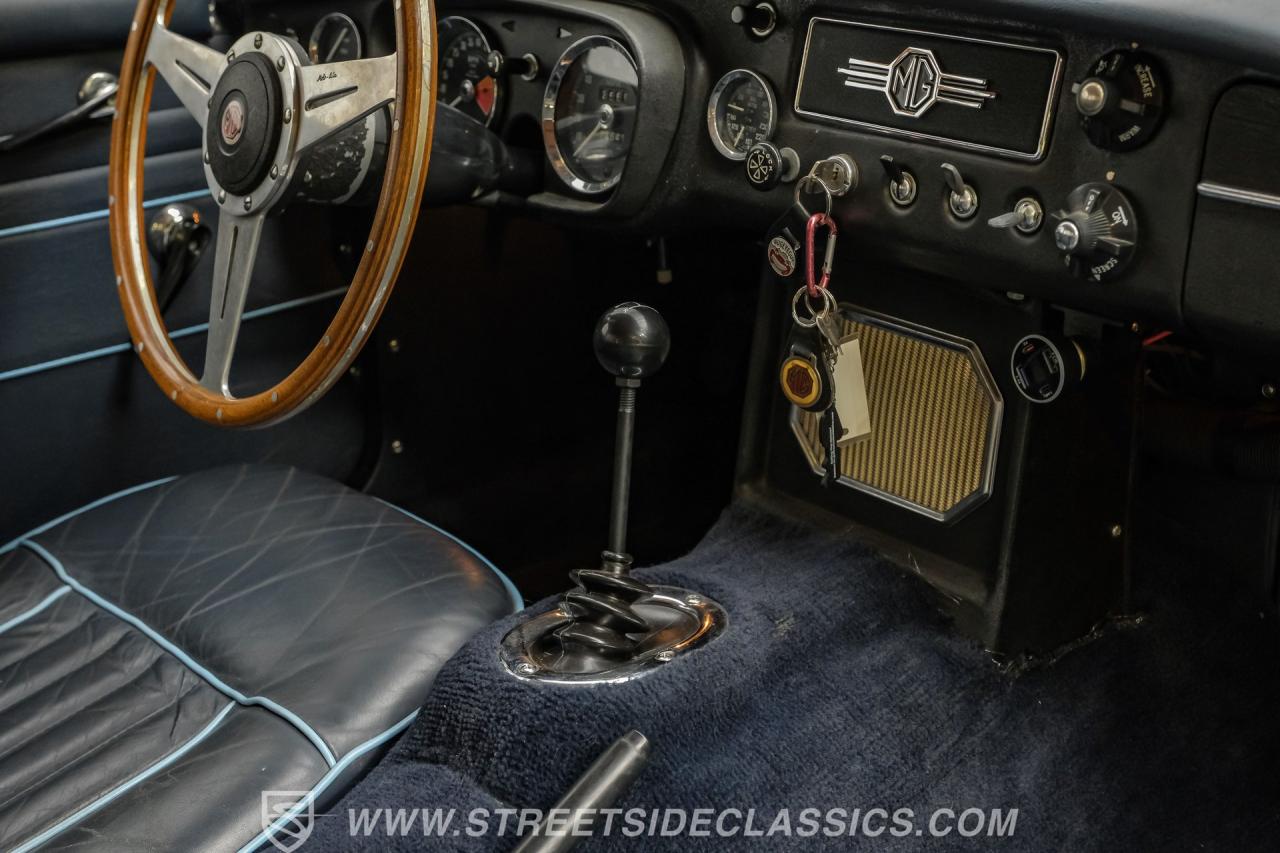 1966 MG MGB