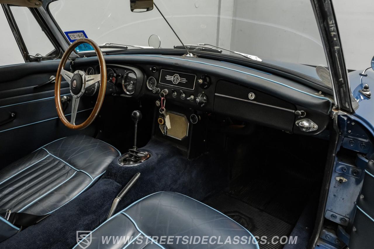 1966 MG MGB