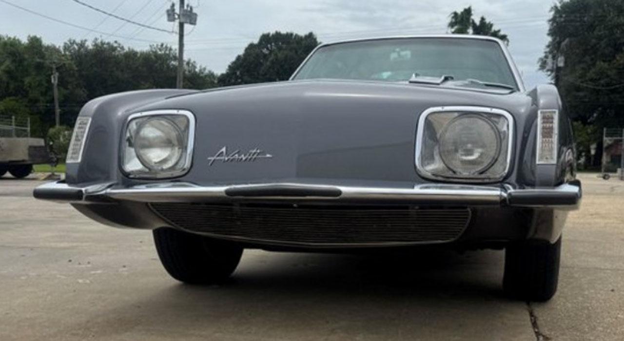 1964 Avanti STUDEBAKER
