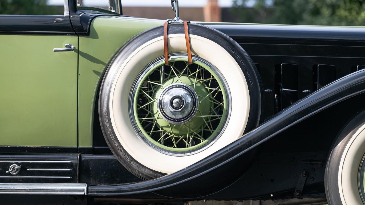 1930 Cadillac V-16 Series 452 All-Weather Phaeton by Fleetwood